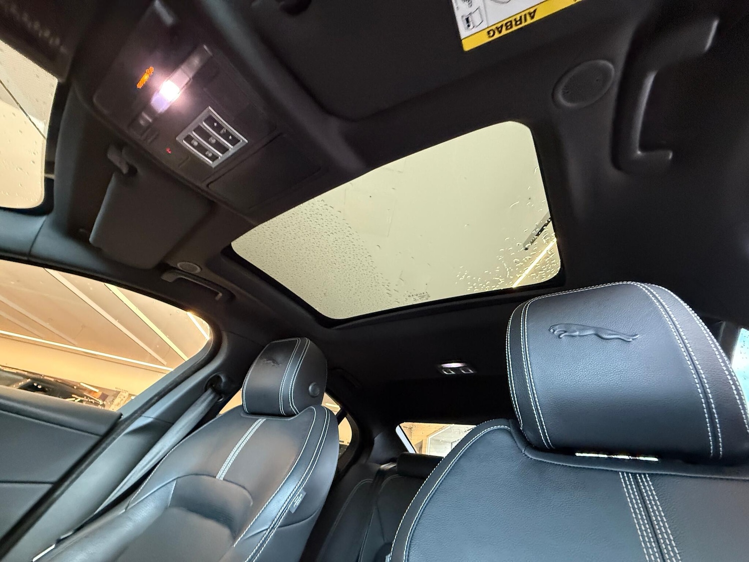 Used Jaguar XE for sale - 77305098: Photo 5