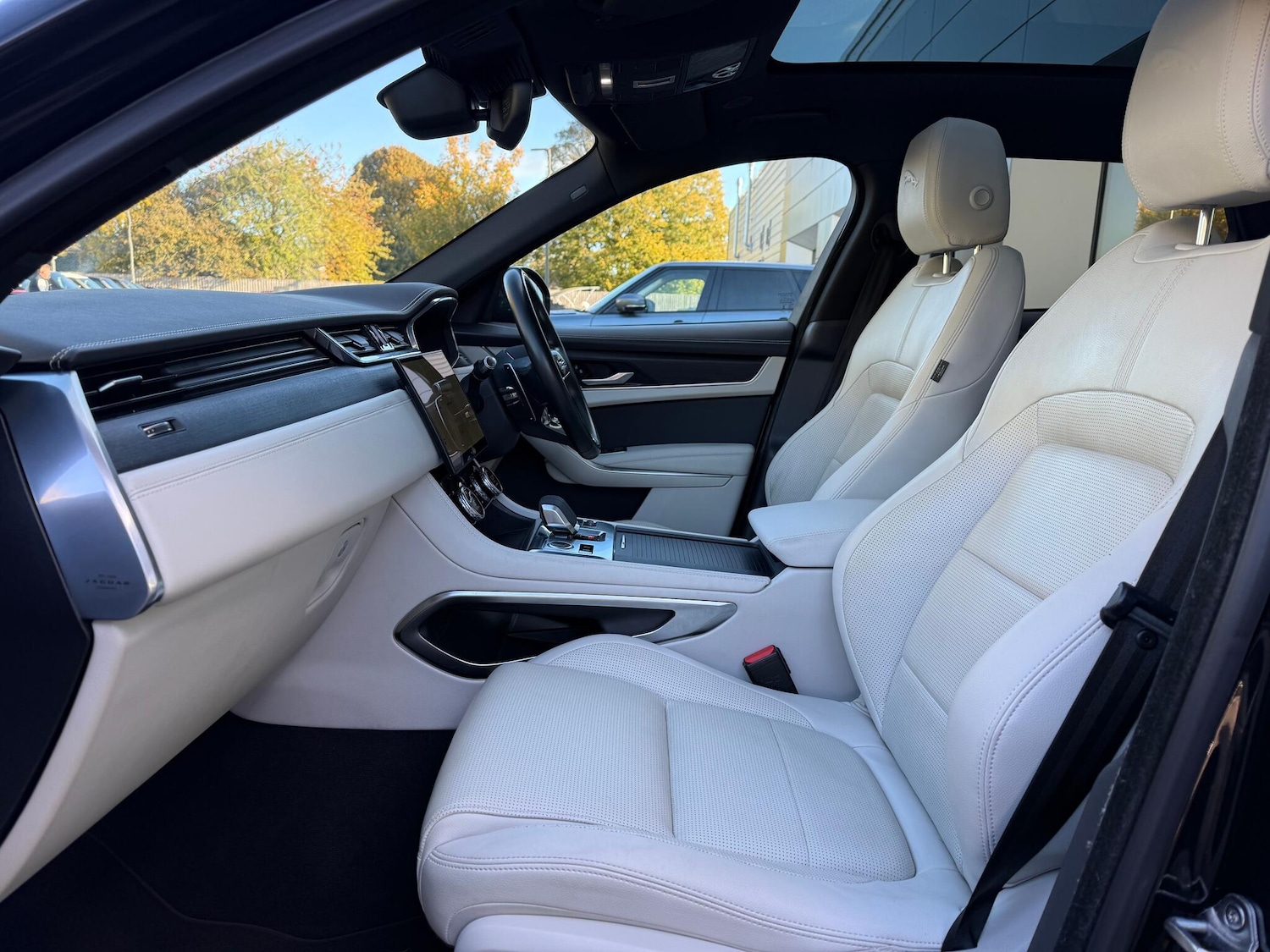 Used Jaguar F-Pace 2022 for sale - 76370965: Photo 10