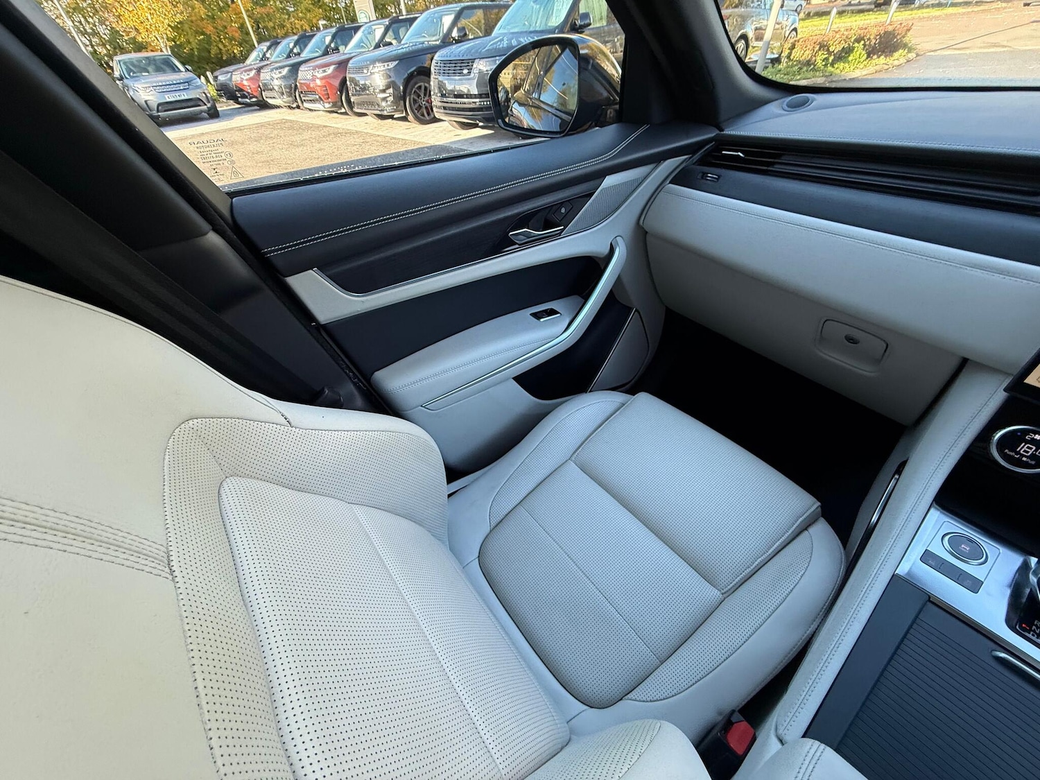 Used Jaguar F-Pace 2022 for sale - 76370965: Photo 13