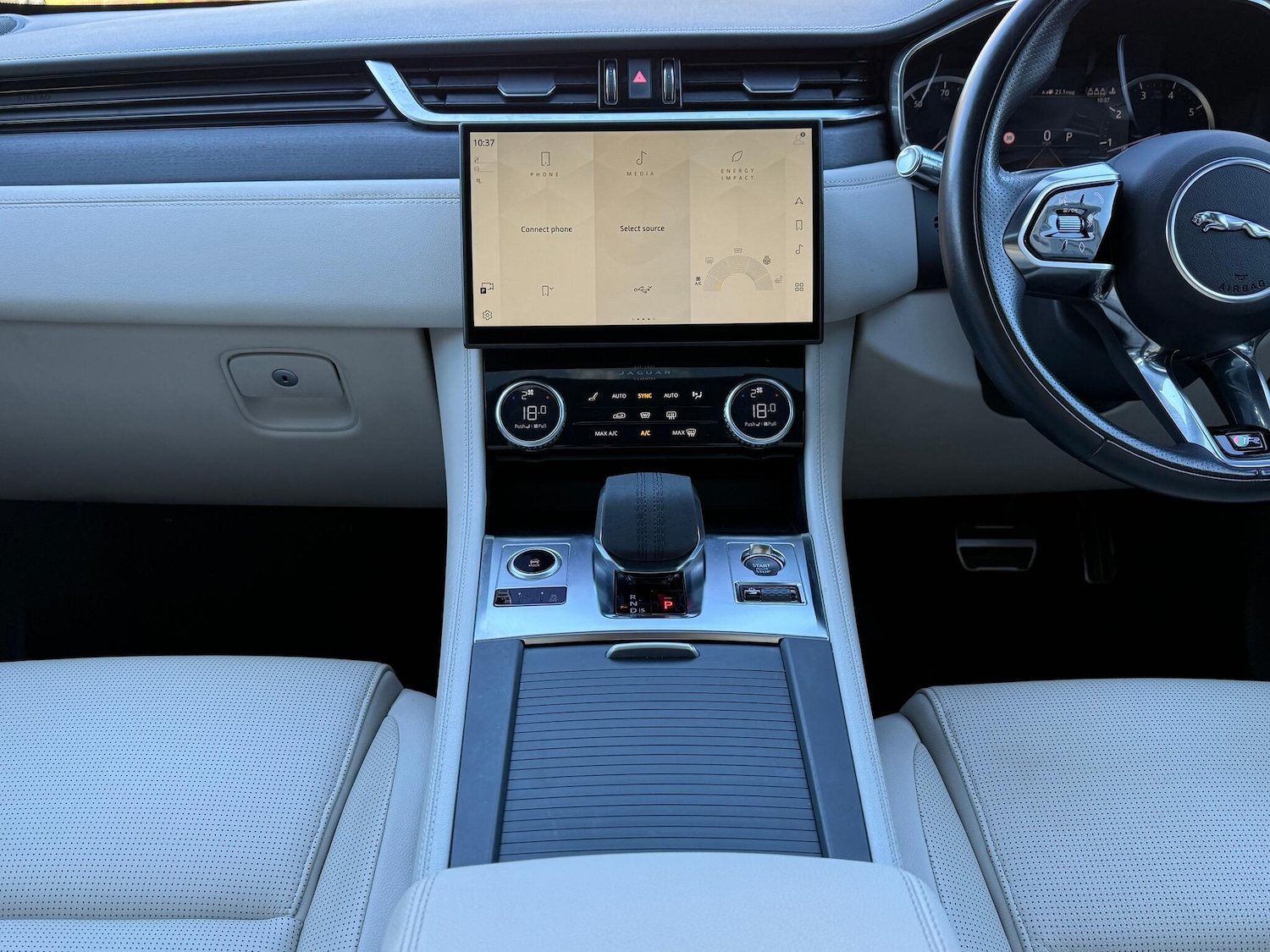 Used Jaguar F-Pace 2022 for sale - 76370965: Photo 15