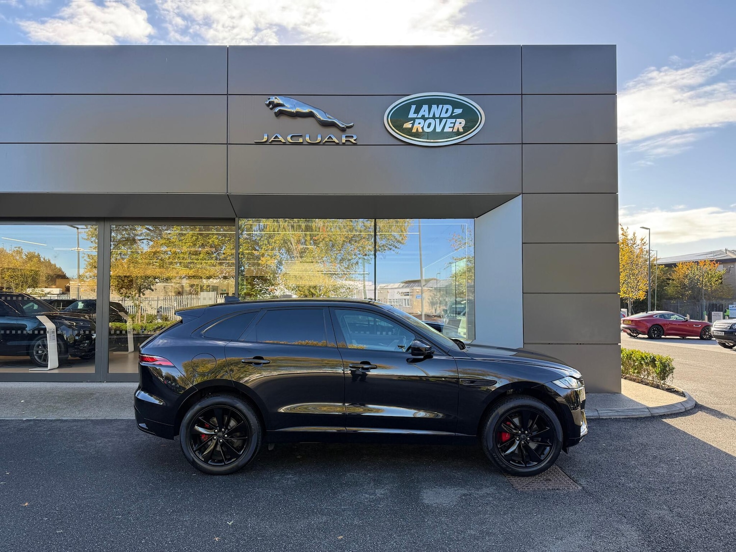 Used Jaguar F-Pace 2022 for sale - 76370965: Photo 2