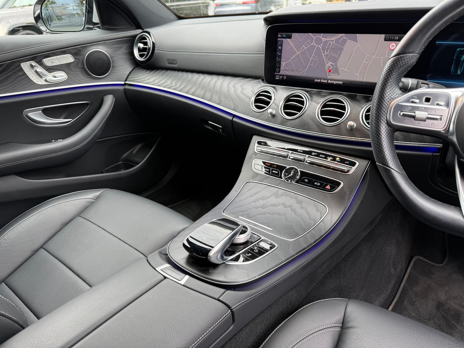 Used Mercedes-Benz E-Class 2020 for sale - 76152505: Photo 17