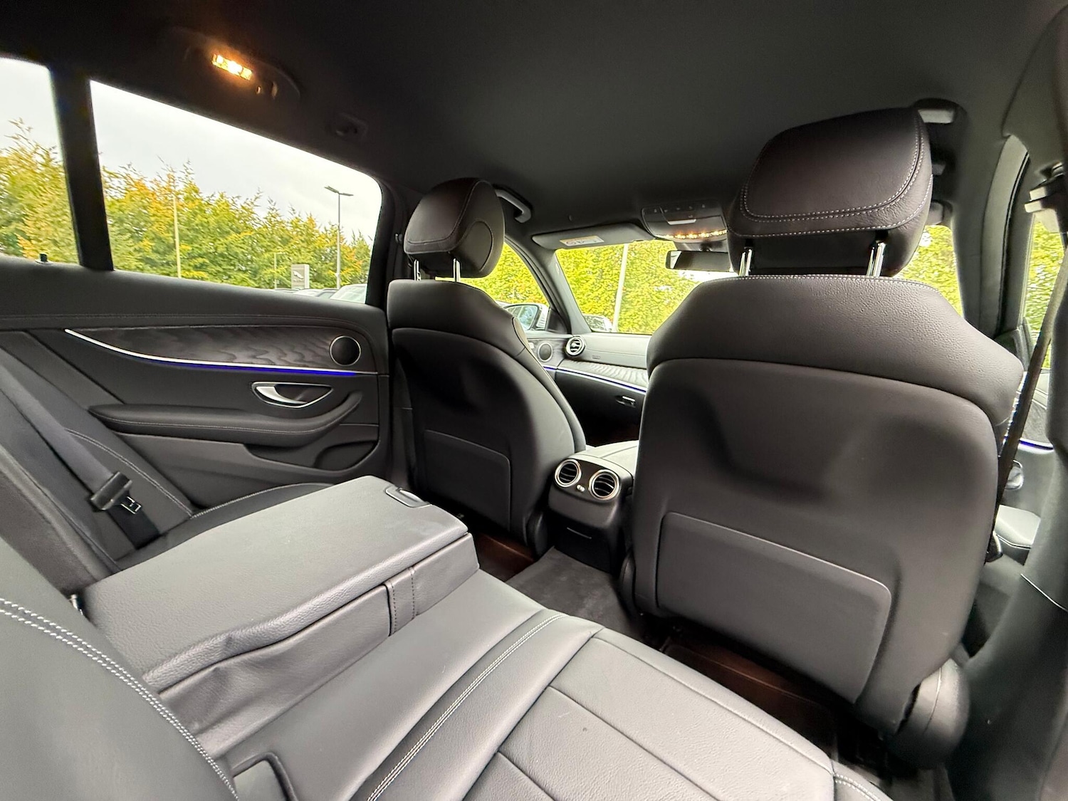 Used Mercedes-Benz E-Class 2020 for sale - 76152505: Photo 37