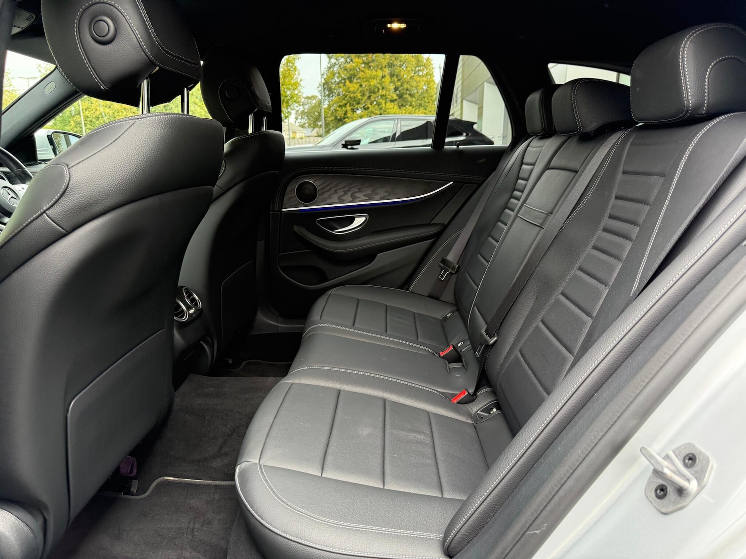 Used Mercedes-Benz E-Class 2020 for sale - 76152505: Photo 42