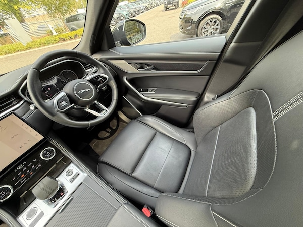 Used Jaguar F-Pace 2022 for sale - 75578366: Photo 14