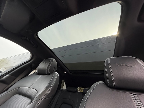Used Jaguar F-Pace 2022 for sale - 75578366: Photo 5