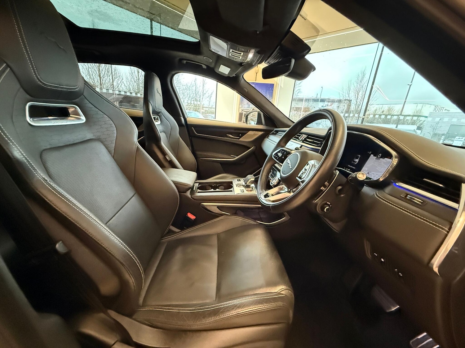 Used Jaguar F-Pace for sale - 77291850: Photo 9