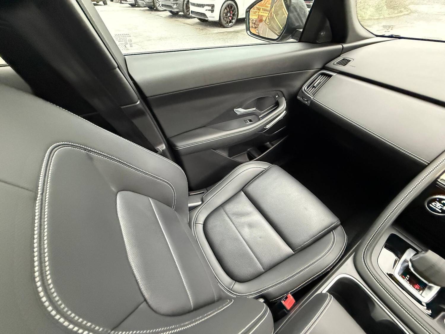 Used Jaguar E-Pace 2024 for sale - 76994619: Photo 13