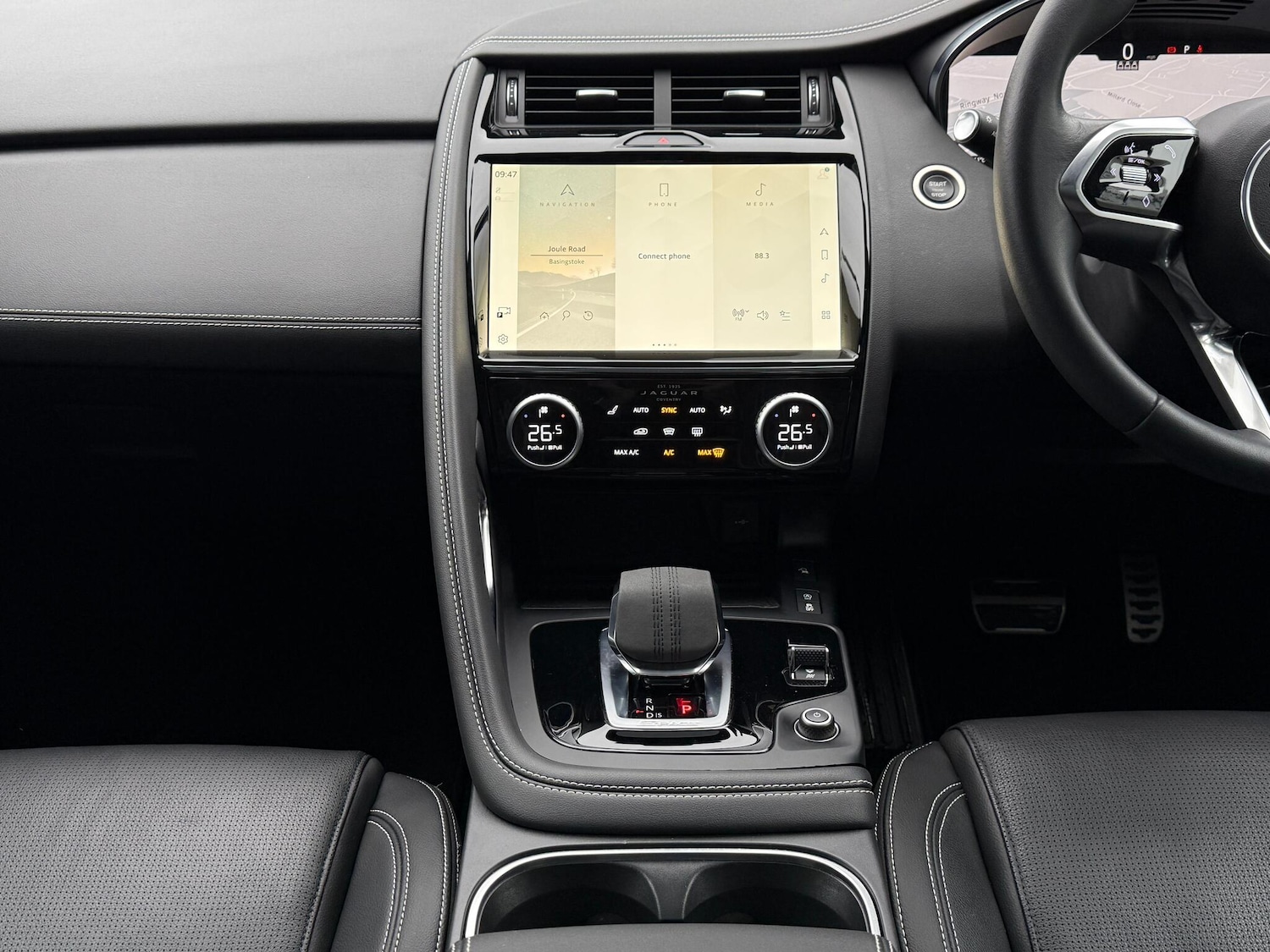 Used Jaguar E-Pace 2024 for sale - 76994619: Photo 15