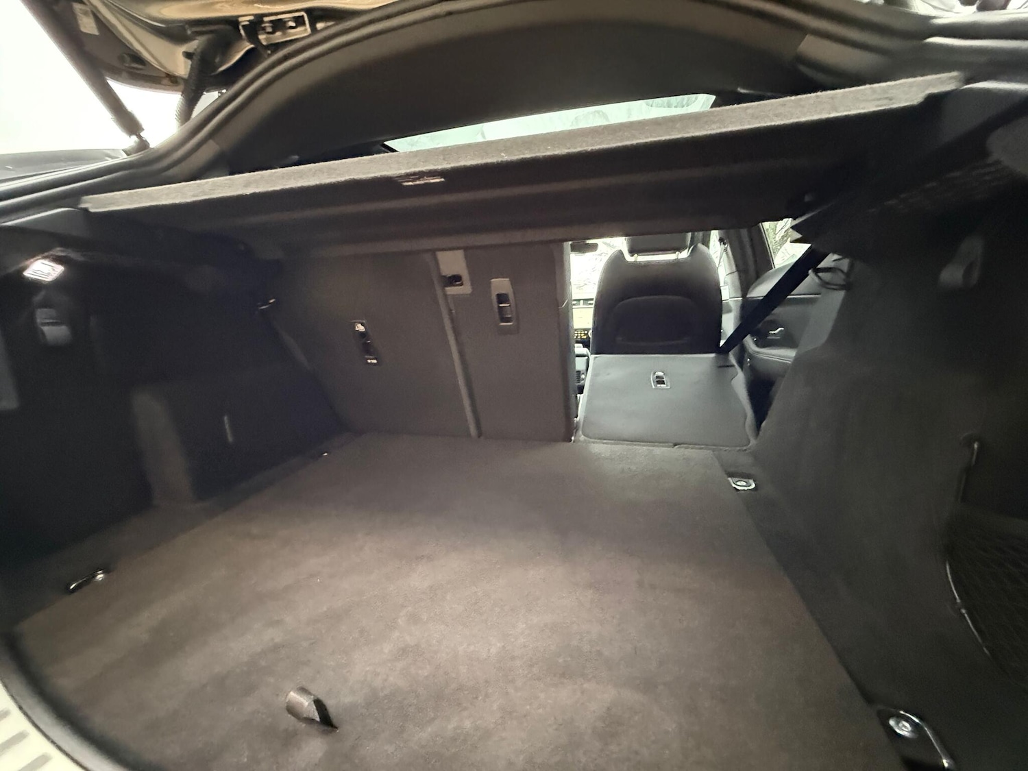 Used Jaguar E-Pace 2024 for sale - 76994619: Photo 41