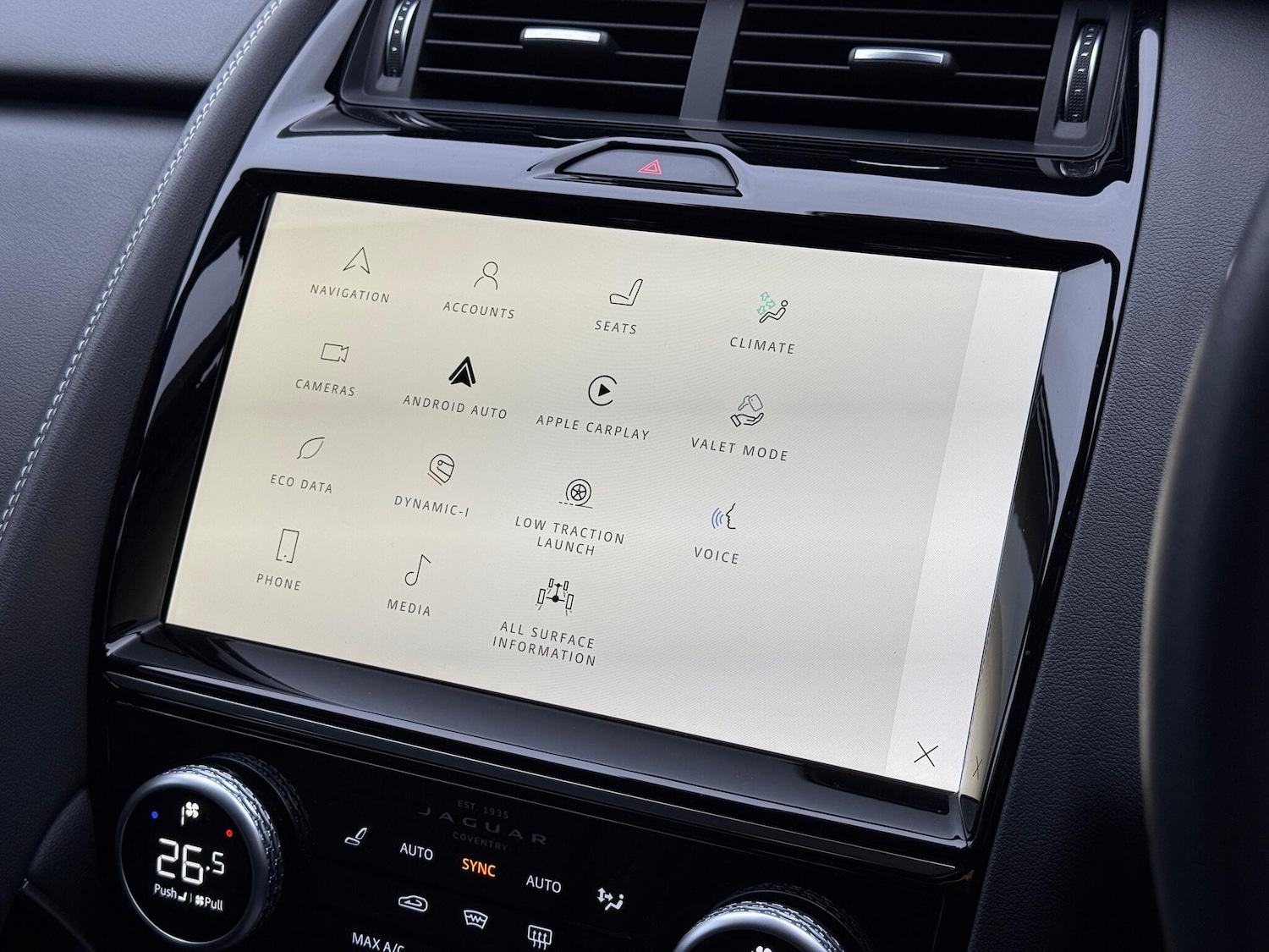 Used Jaguar E-Pace 2024 for sale - 76994619: Photo 44