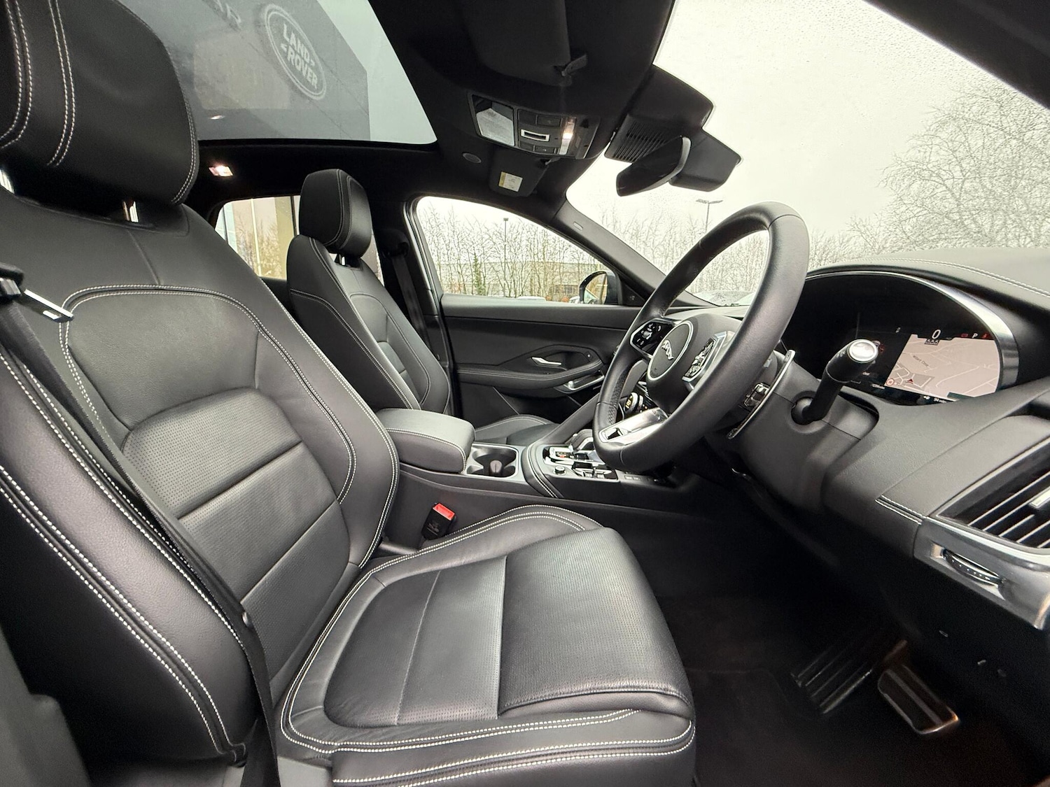 Used Jaguar E-Pace 2024 for sale - 76994619: Photo 9