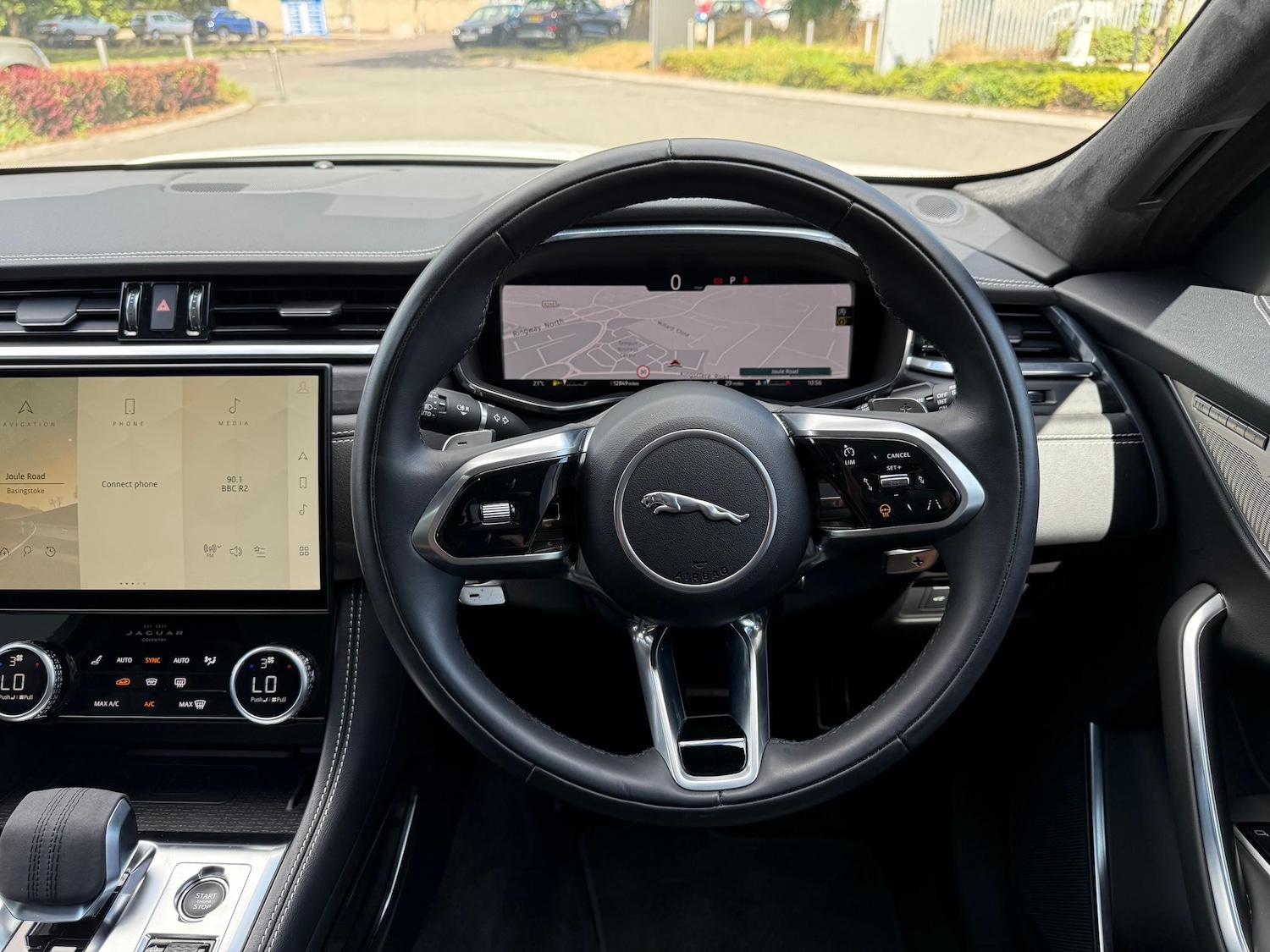Used Jaguar F-Pace 2023 for sale - 76166694: Photo 12