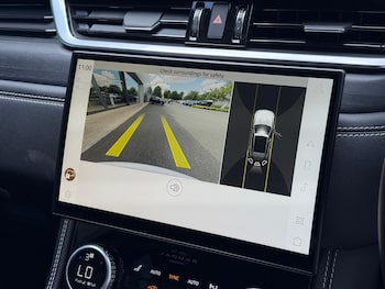 Used Jaguar F-Pace 2023 for sale - 76166694: Photo 4