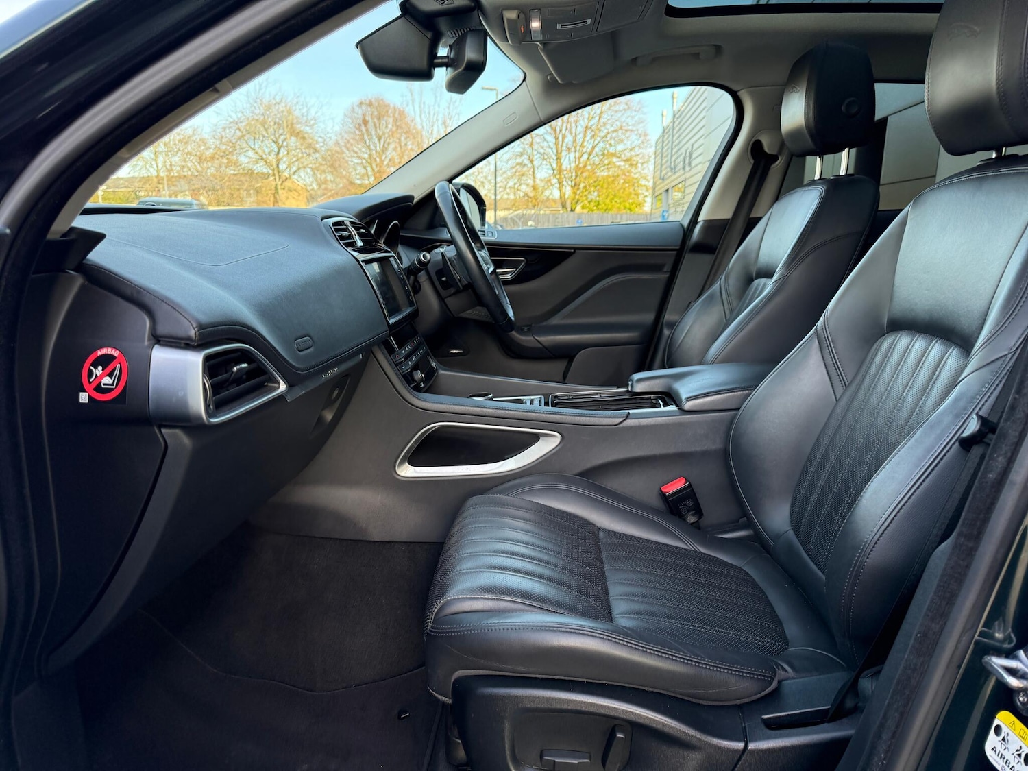 Used Jaguar F-Pace 2017 for sale - 76715060: Photo 10