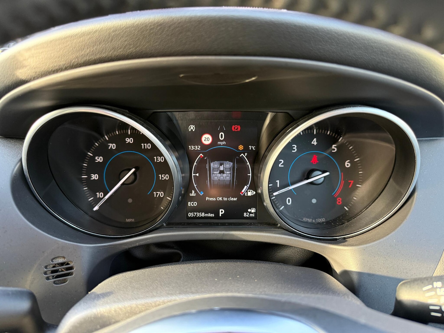 Used Jaguar F-Pace 2017 for sale - 76715060: Photo 23