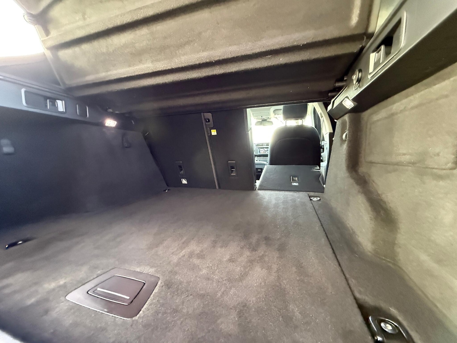 Used Jaguar F-Pace 2017 for sale - 76715060: Photo 43