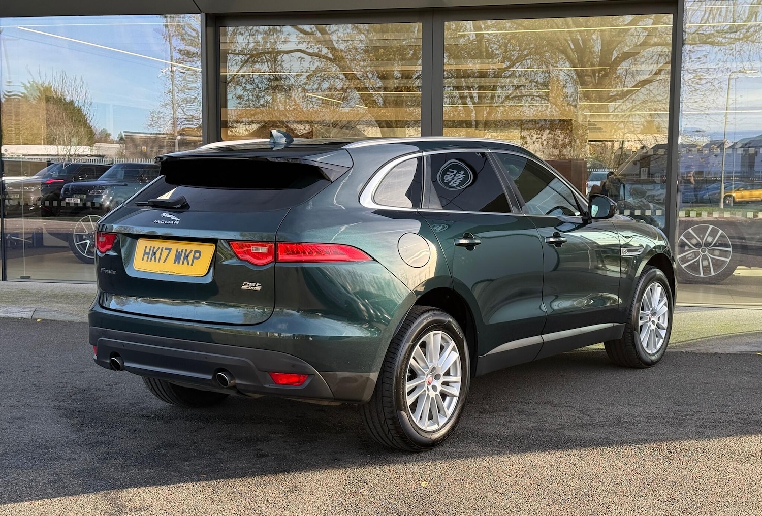 Used Jaguar F-Pace 2017 for sale - 76715060: Photo 7
