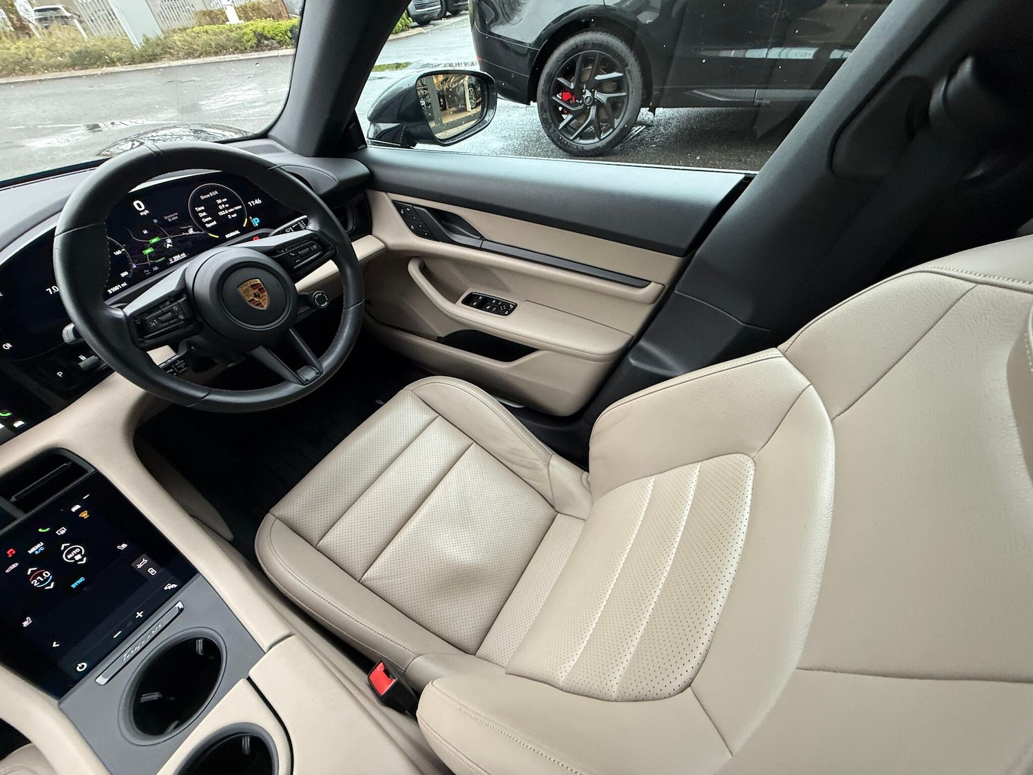 Used Porsche Taycan 2022 for sale - 76839286: Photo 14