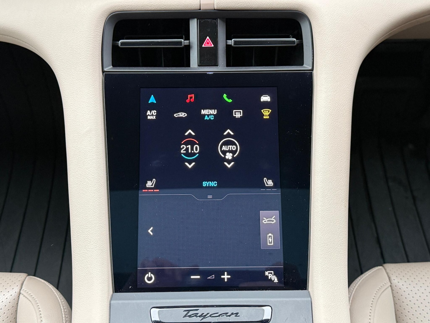 Used Porsche Taycan 2022 for sale - 76839286: Photo 16