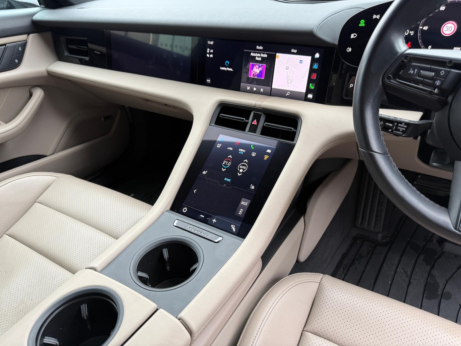 Used Porsche Taycan 2022 for sale - 76839286: Photo 17