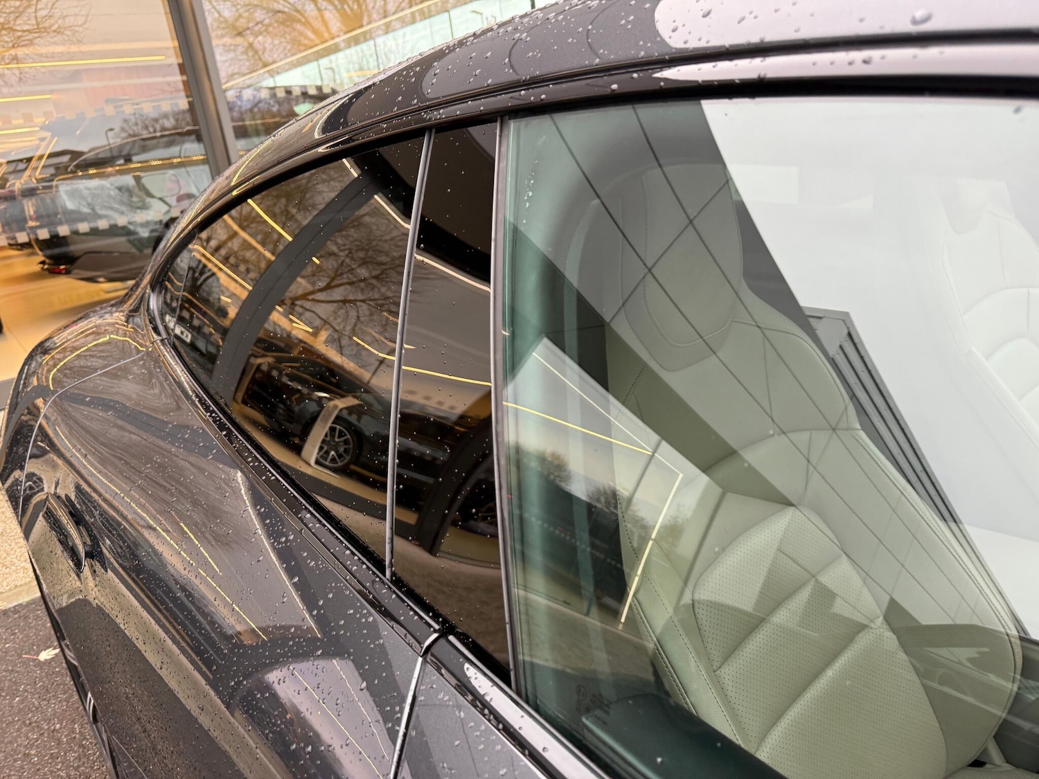 Used Porsche Taycan 2022 for sale - 76839286: Photo 24