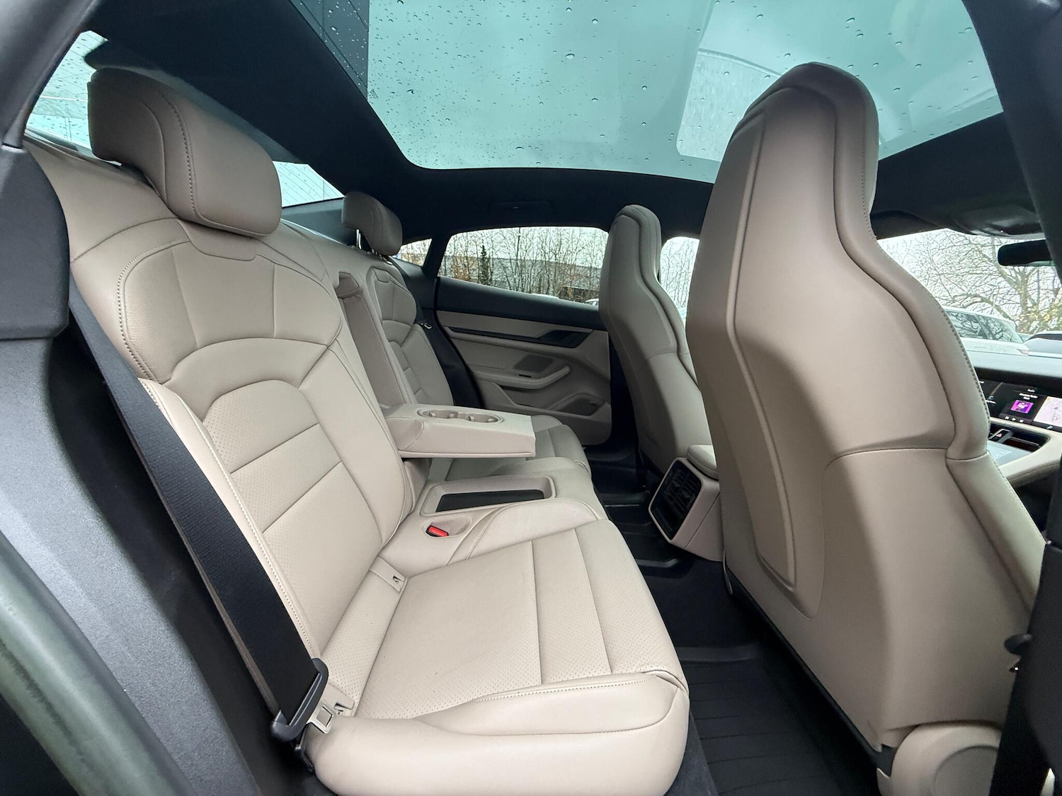 Used Porsche Taycan 2022 for sale - 76839286: Photo 39