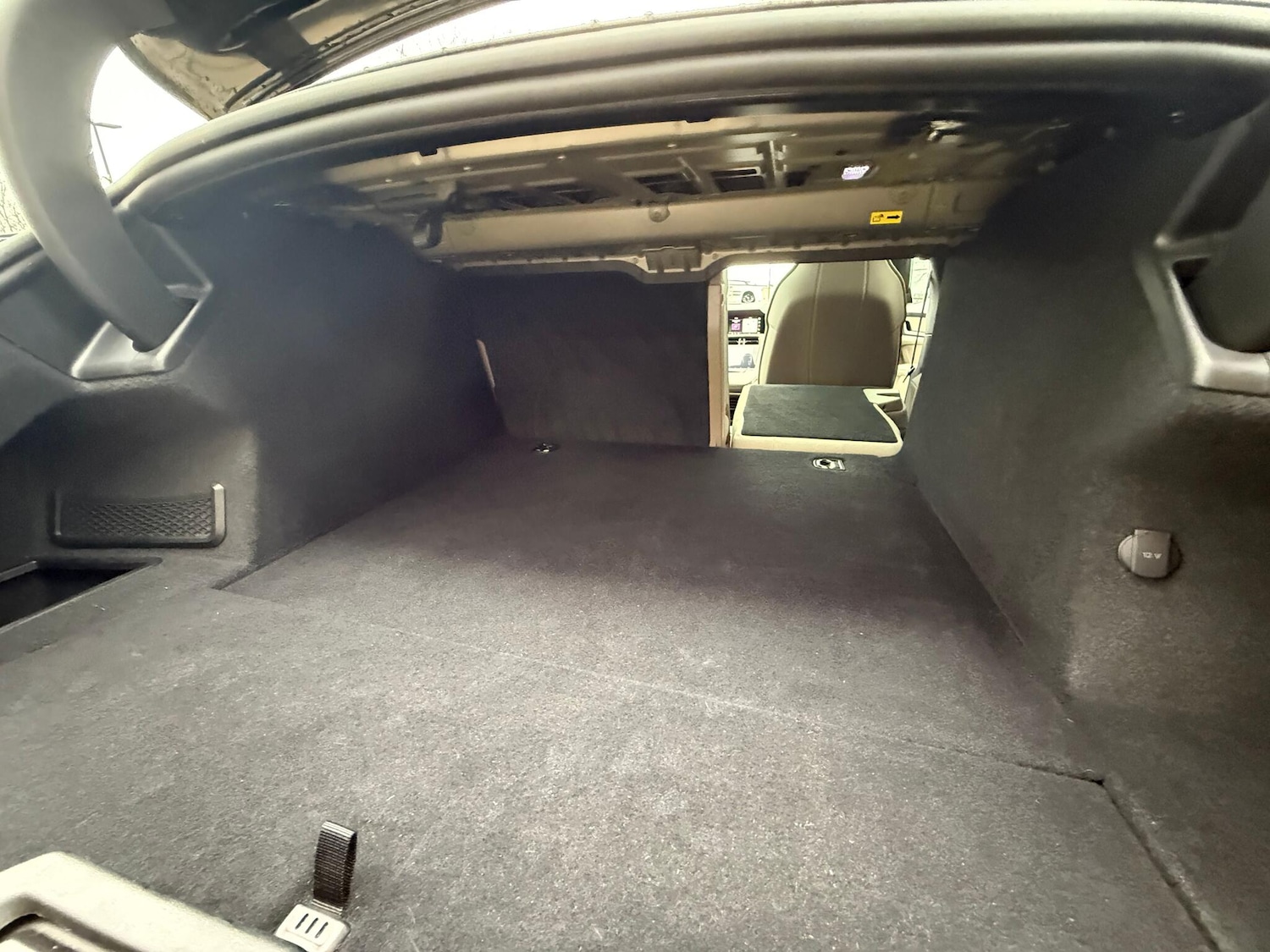 Used Porsche Taycan 2022 for sale - 76839286: Photo 42