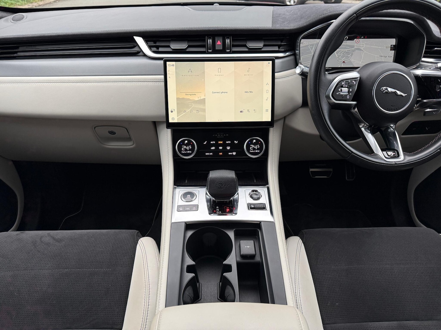 Used Jaguar F-Pace 2022 for sale - 77040613: Photo 15