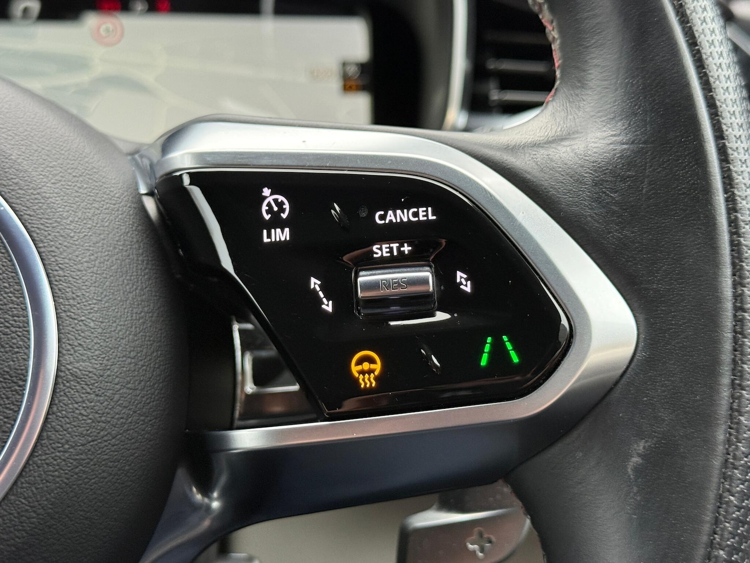 Used Jaguar F-Pace 2022 for sale - 77040613: Photo 28