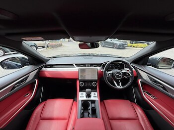 Used Jaguar F-Pace 2021 for sale - 75333752: Photo