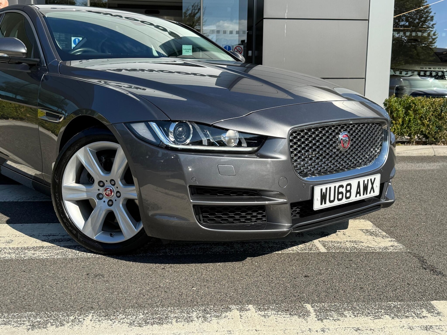 Used Jaguar XE 2018 for sale - 76122268: Photo 30