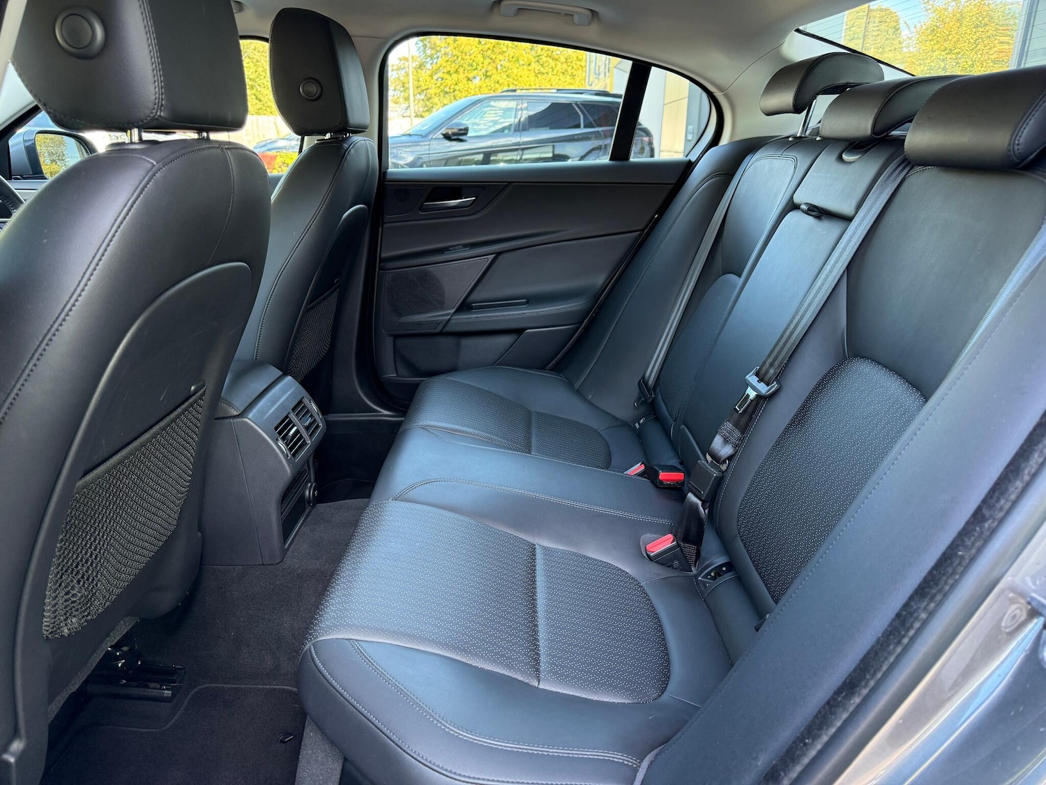 Used Jaguar XE 2018 for sale - 76122268: Photo 45