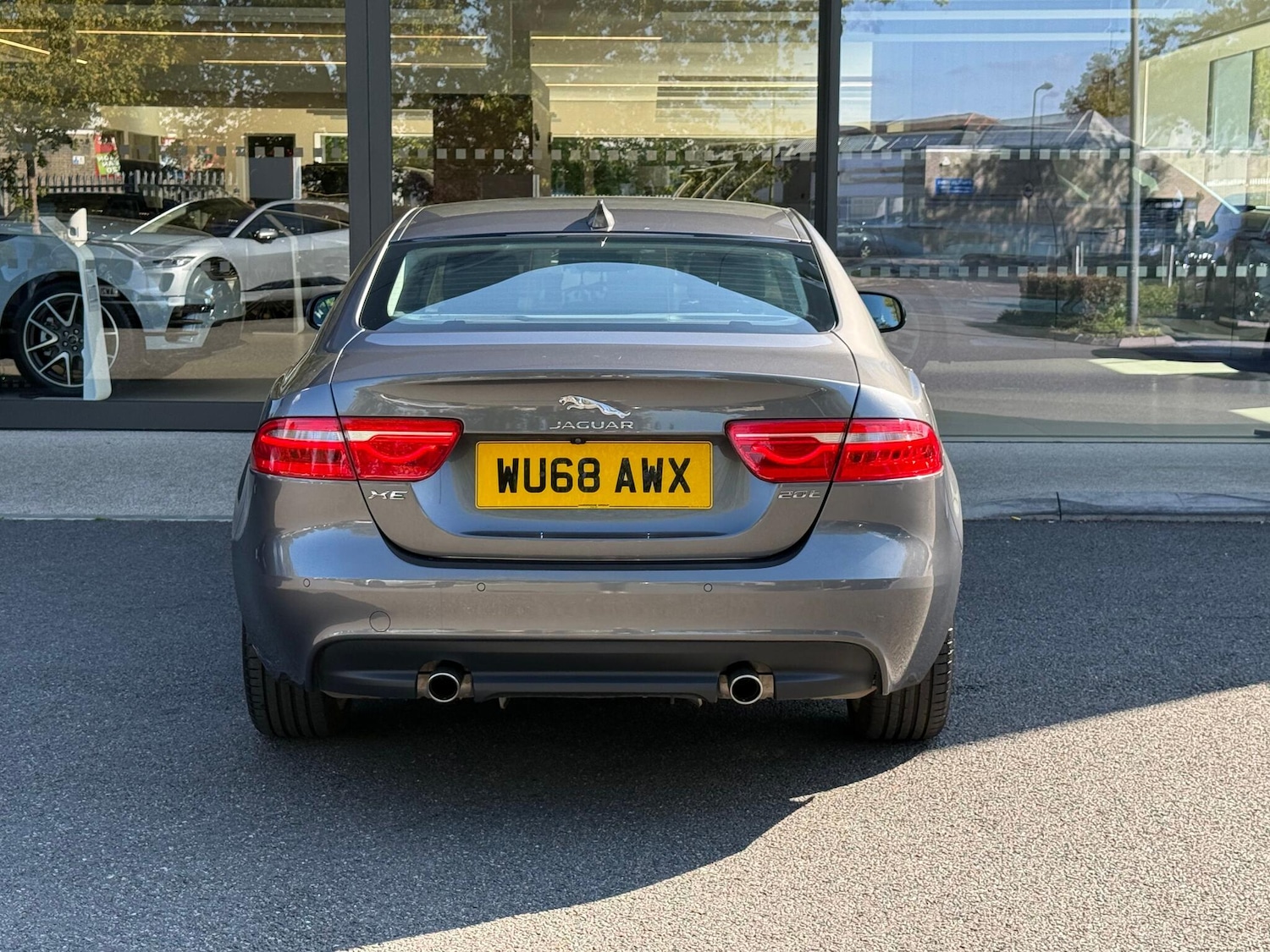 Used Jaguar XE 2018 for sale - 76122268: Photo 8