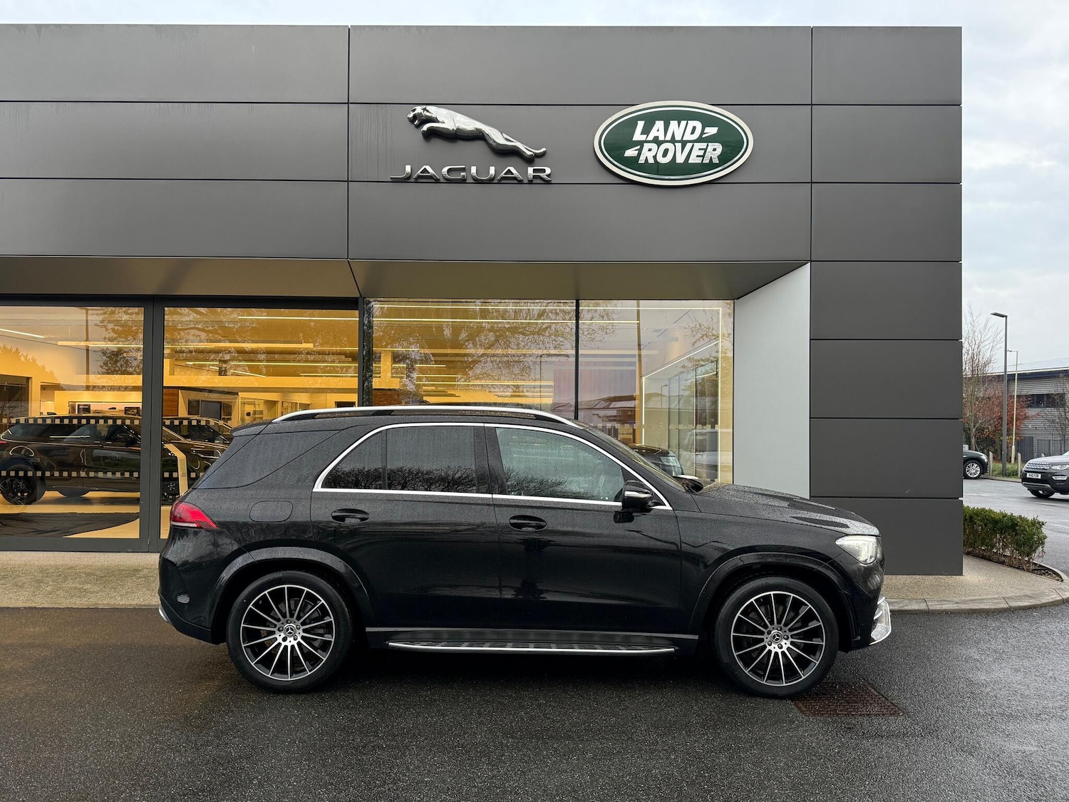 Used Mercedes-Benz GLE 2022 for sale - 76585205: Photo 2