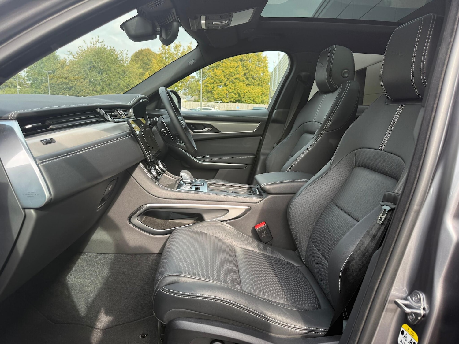 Used Jaguar F-Pace 2024 for sale - 76137685: Photo 10