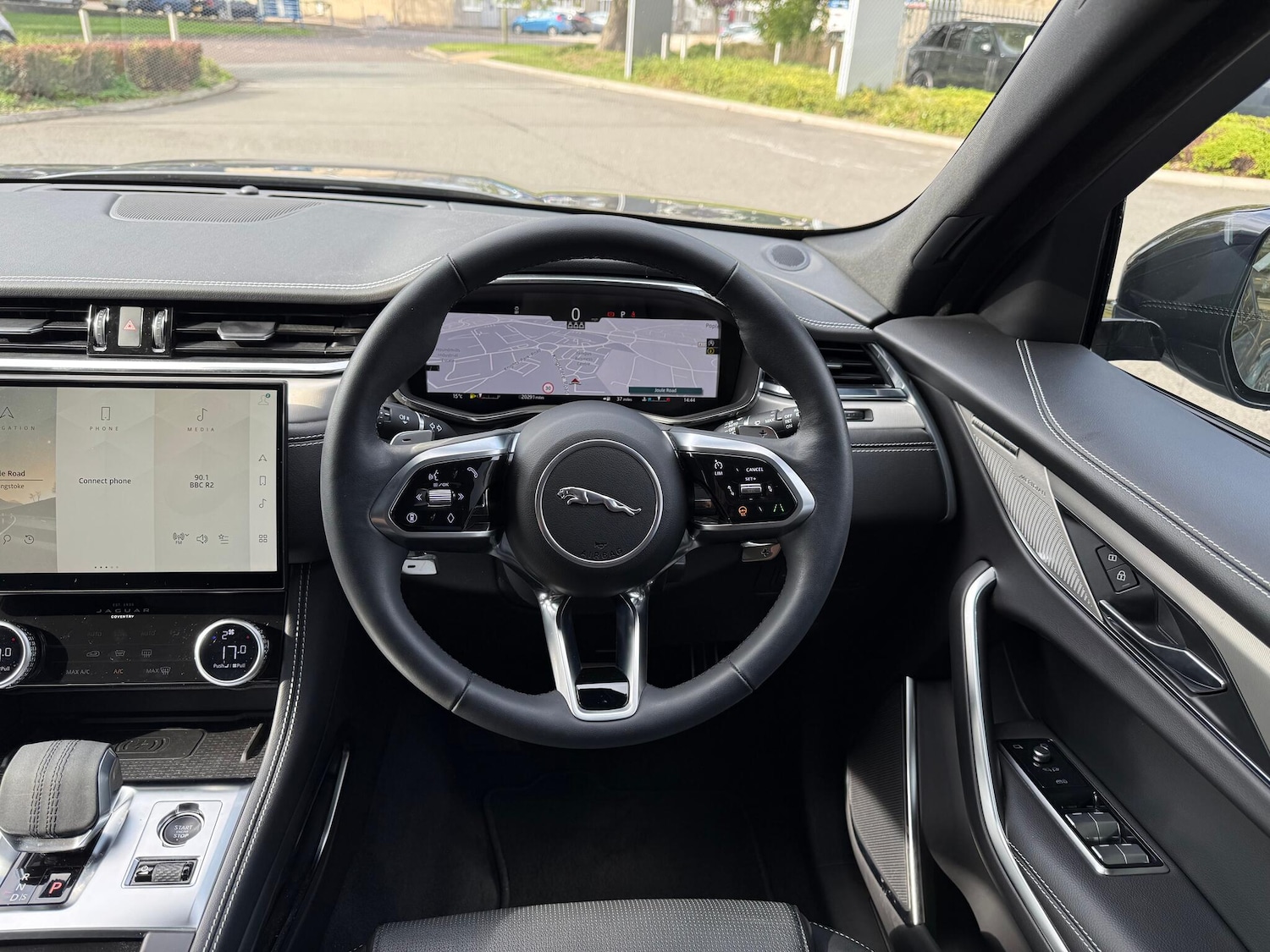 Used Jaguar F-Pace 2024 for sale - 76137685: Photo 12