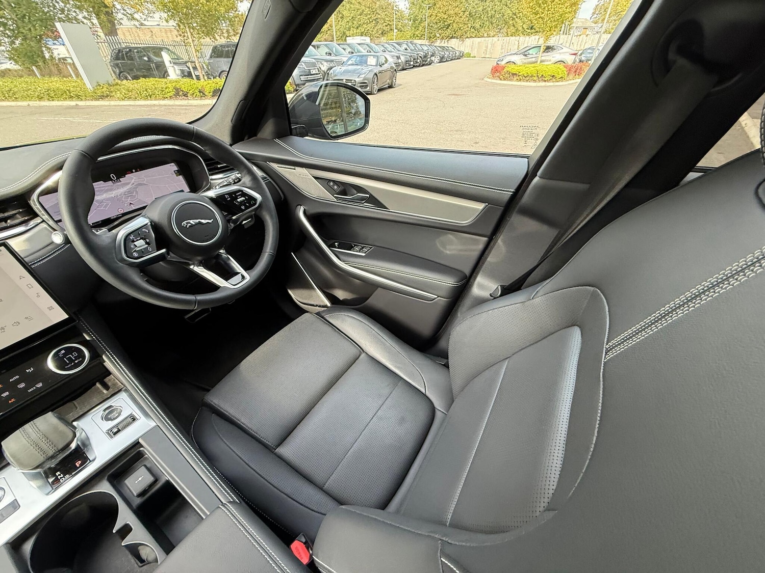Used Jaguar F-Pace 2024 for sale - 76137685: Photo 14