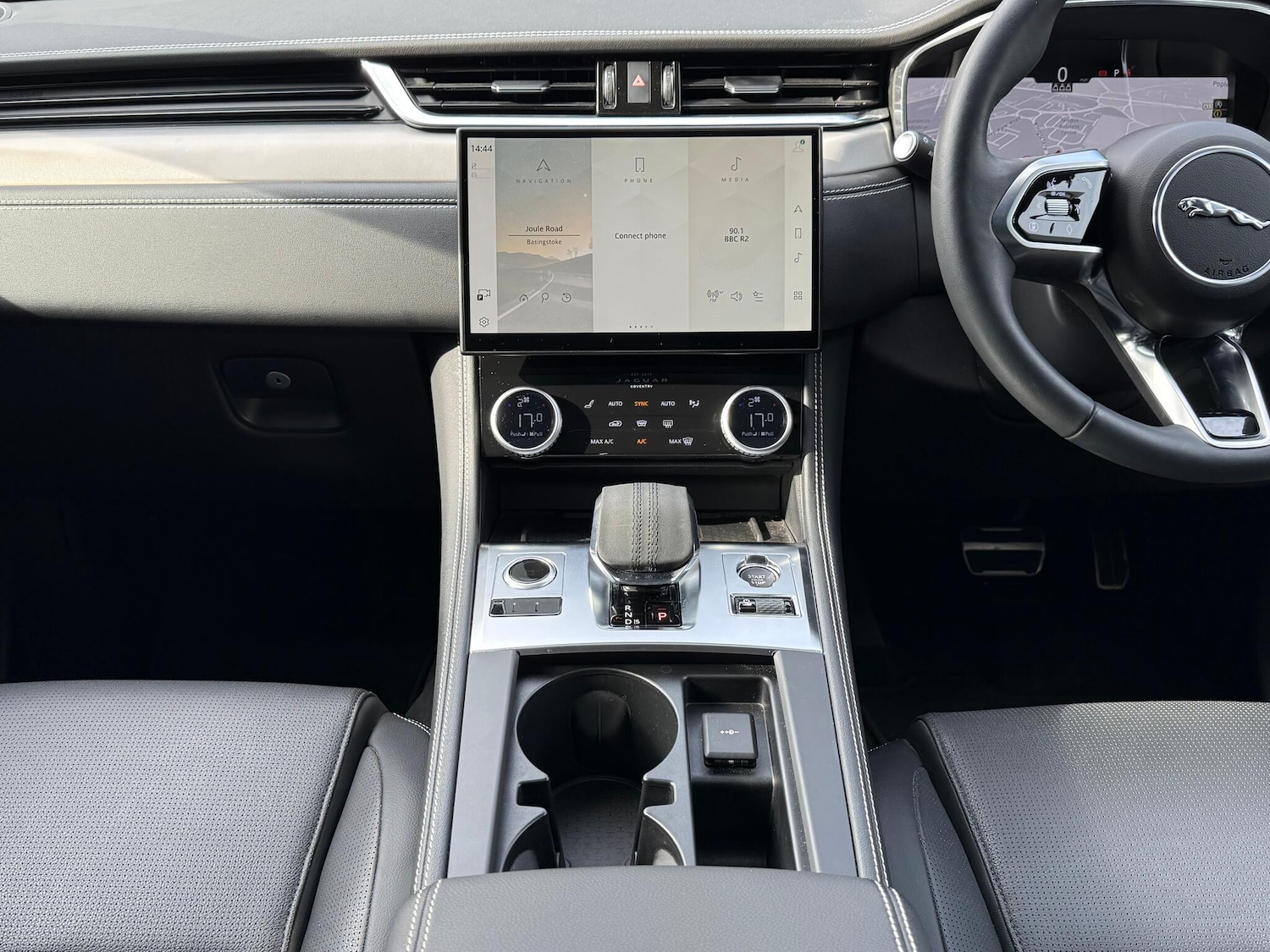 Used Jaguar F-Pace 2024 for sale - 76137685: Photo 15