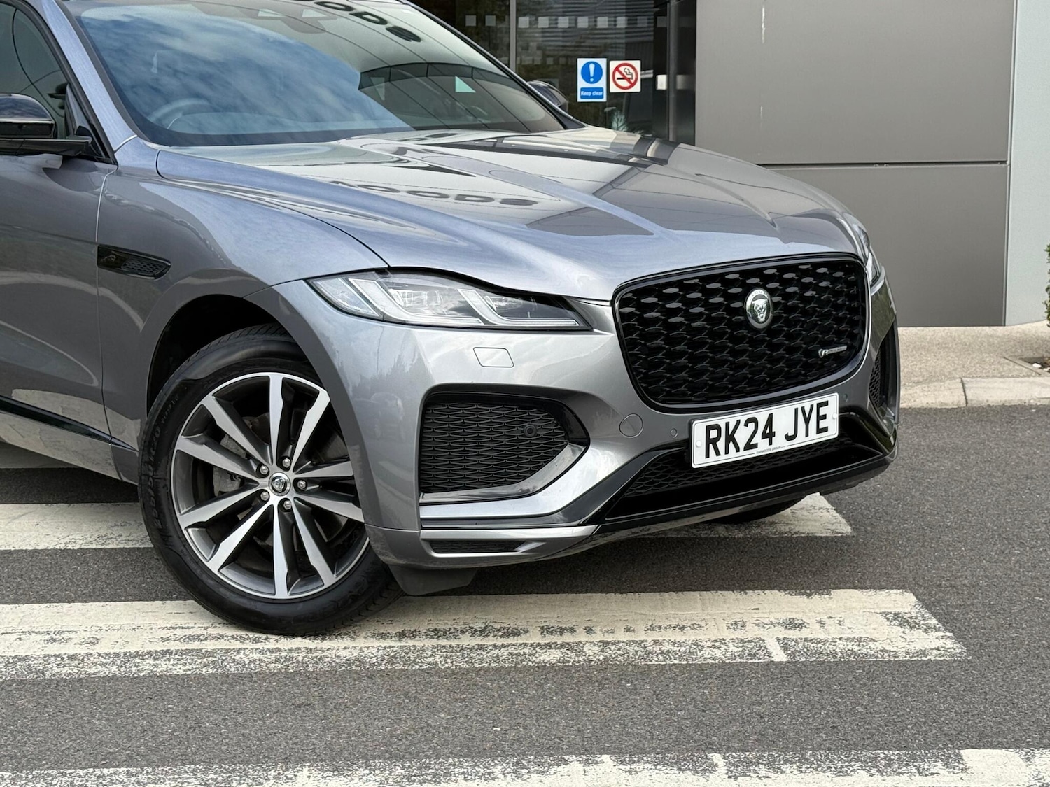 Used Jaguar F-Pace 2024 for sale - 76137685: Photo 30