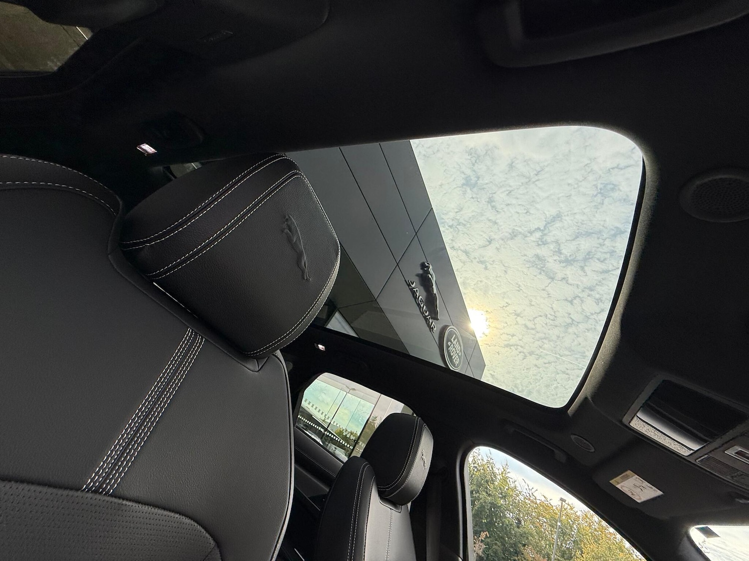 Used Jaguar F-Pace 2024 for sale - 76137685: Photo 35