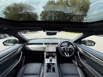 Used Jaguar F-Pace 2024 for sale - 76137685: Photo 3