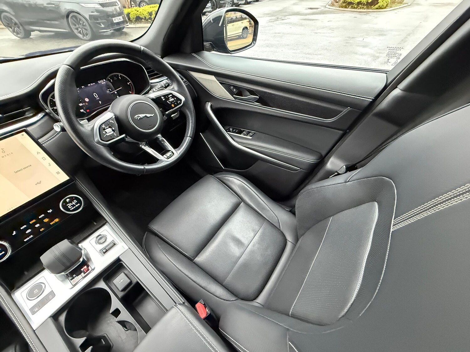 Used Jaguar F-Pace for sale - 77611924: Photo 13