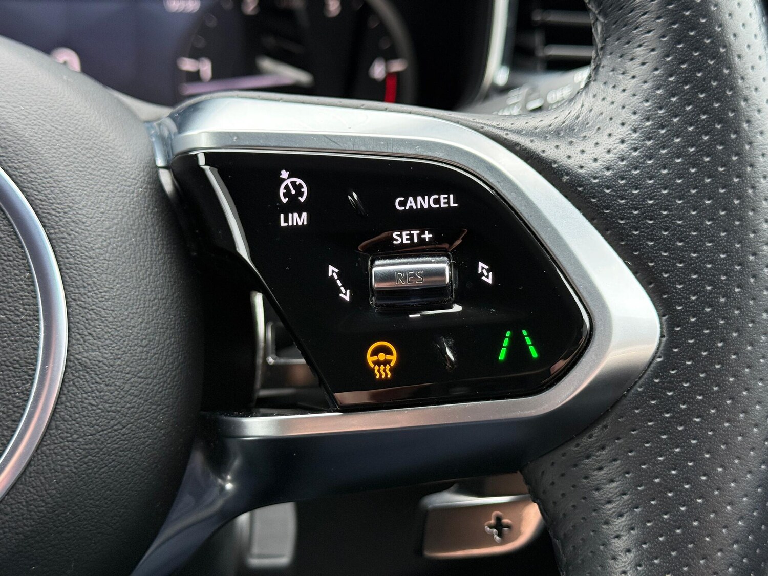 Used Jaguar F-Pace for sale - 77611924: Photo 26