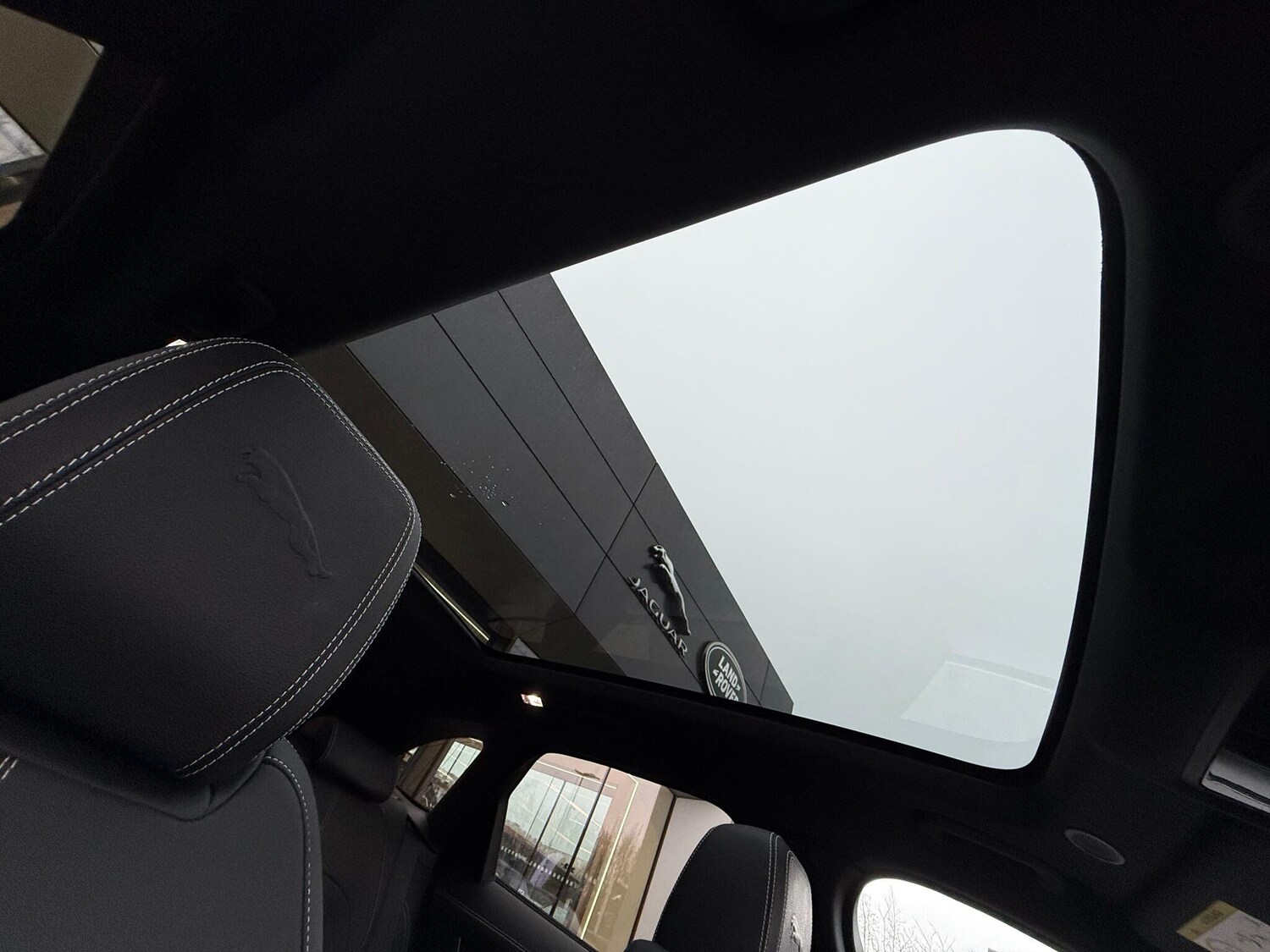 Used Jaguar F-Pace for sale - 77611924: Photo 32