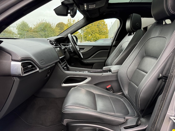 Used Jaguar F-Pace 2020 for sale - 76214149: Photo 10