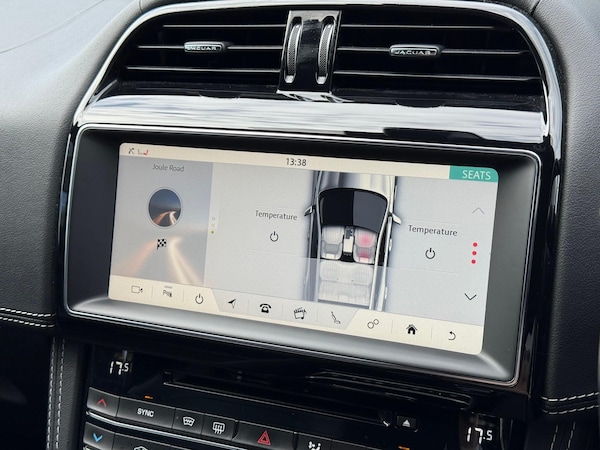 Used Jaguar F-Pace 2020 for sale - 76214149: Photo 17
