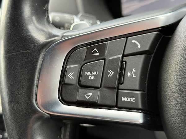 Used Jaguar F-Pace 2020 for sale - 76214149: Photo 24