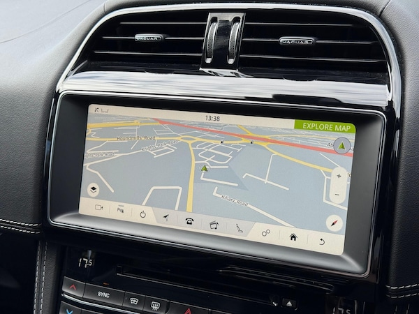 Used Jaguar F-Pace 2020 for sale - 76214149: Photo 28