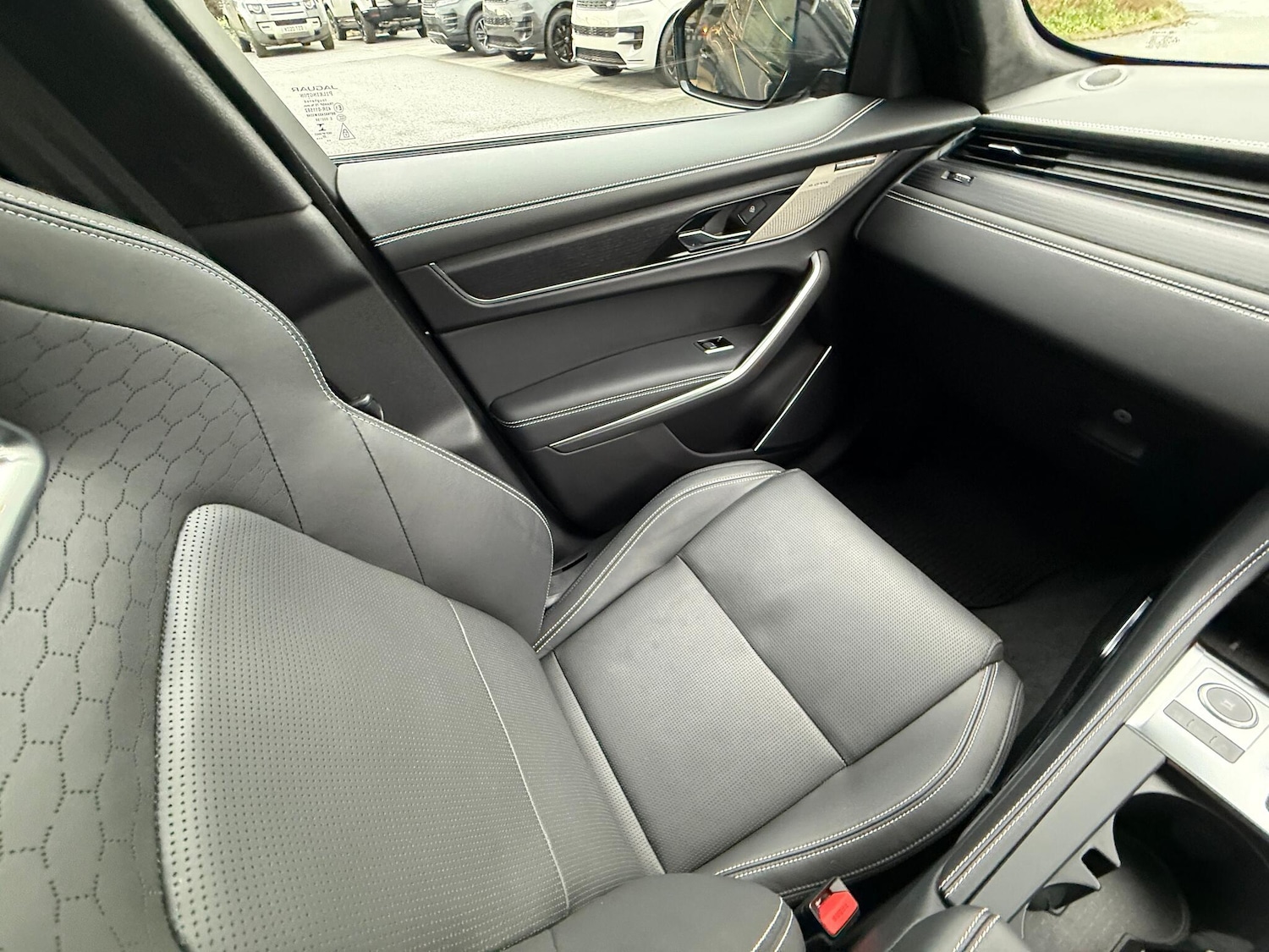 Used Jaguar F-Pace 2024 for sale - 77029315: Photo 12